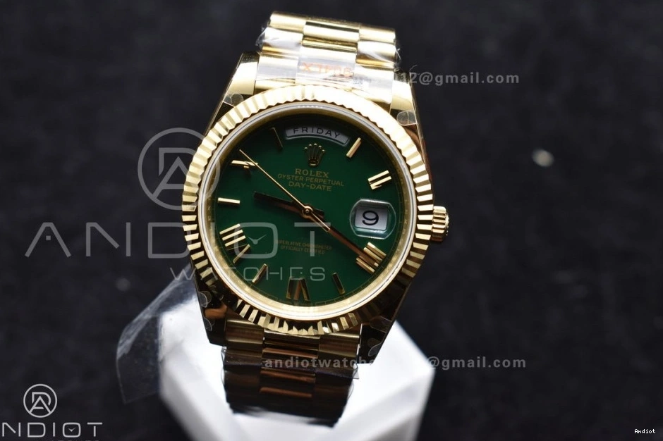 President Gain Markers Bracelet Roman DayDate Green on V A3255 904L Dial Weight GMF EasyMatch YG Steel 754 40 0707